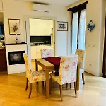 Martha Lisa House * Roma